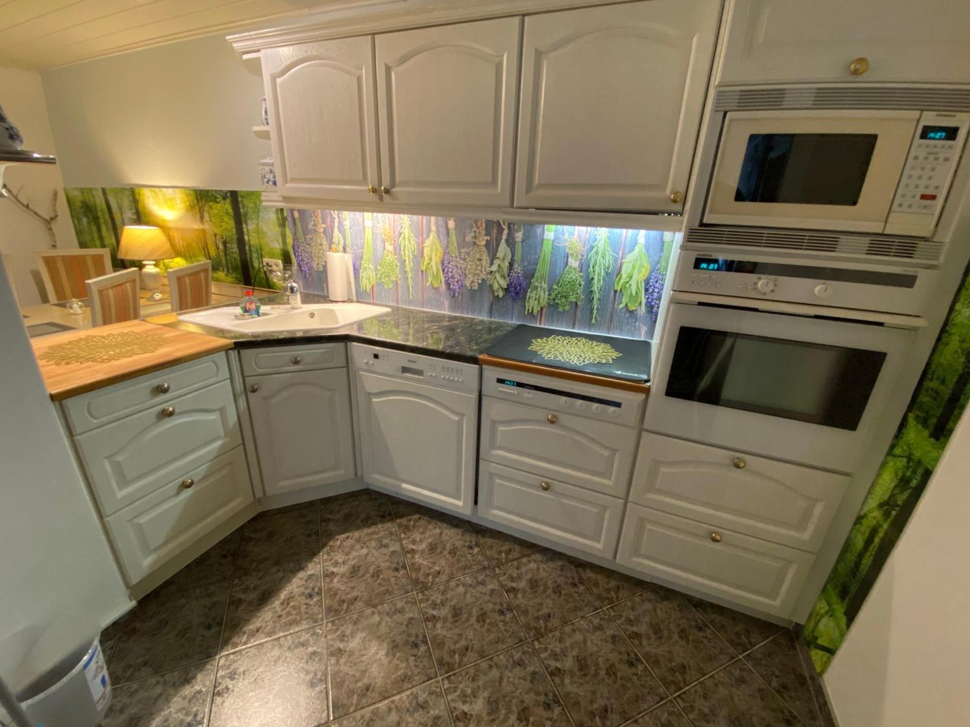 Grosse Helle Wohnung Am Wald In Bad Saarow Nahe Gruenheide Und Berlin Souterrain Εξωτερικό φωτογραφία