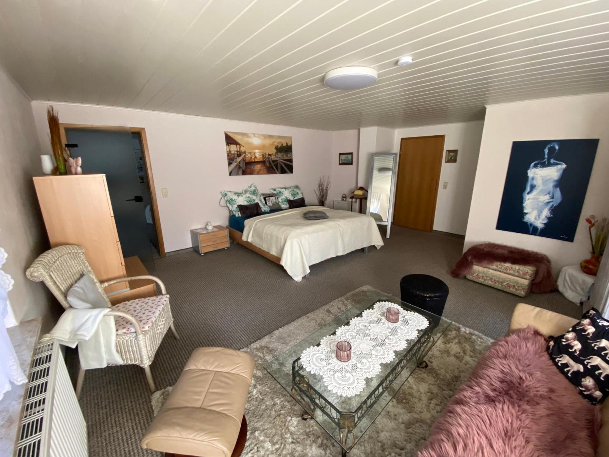 Grosse Helle Wohnung Am Wald In Bad Saarow Nahe Gruenheide Und Berlin Souterrain Εξωτερικό φωτογραφία