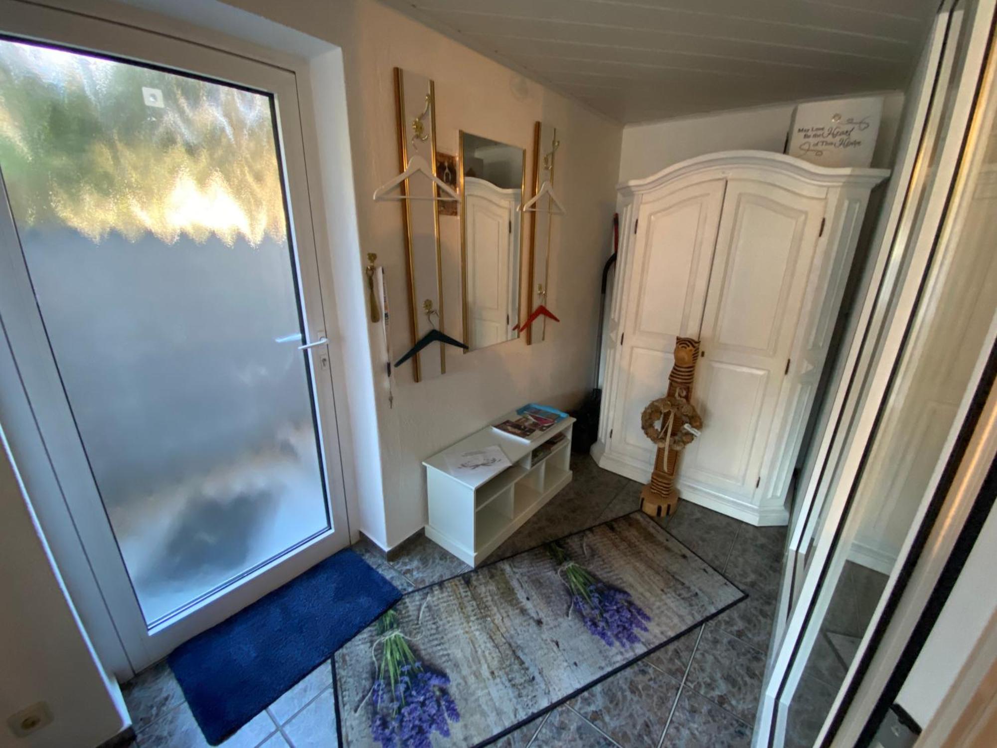 Grosse Helle Wohnung Am Wald In Bad Saarow Nahe Gruenheide Und Berlin Souterrain Εξωτερικό φωτογραφία